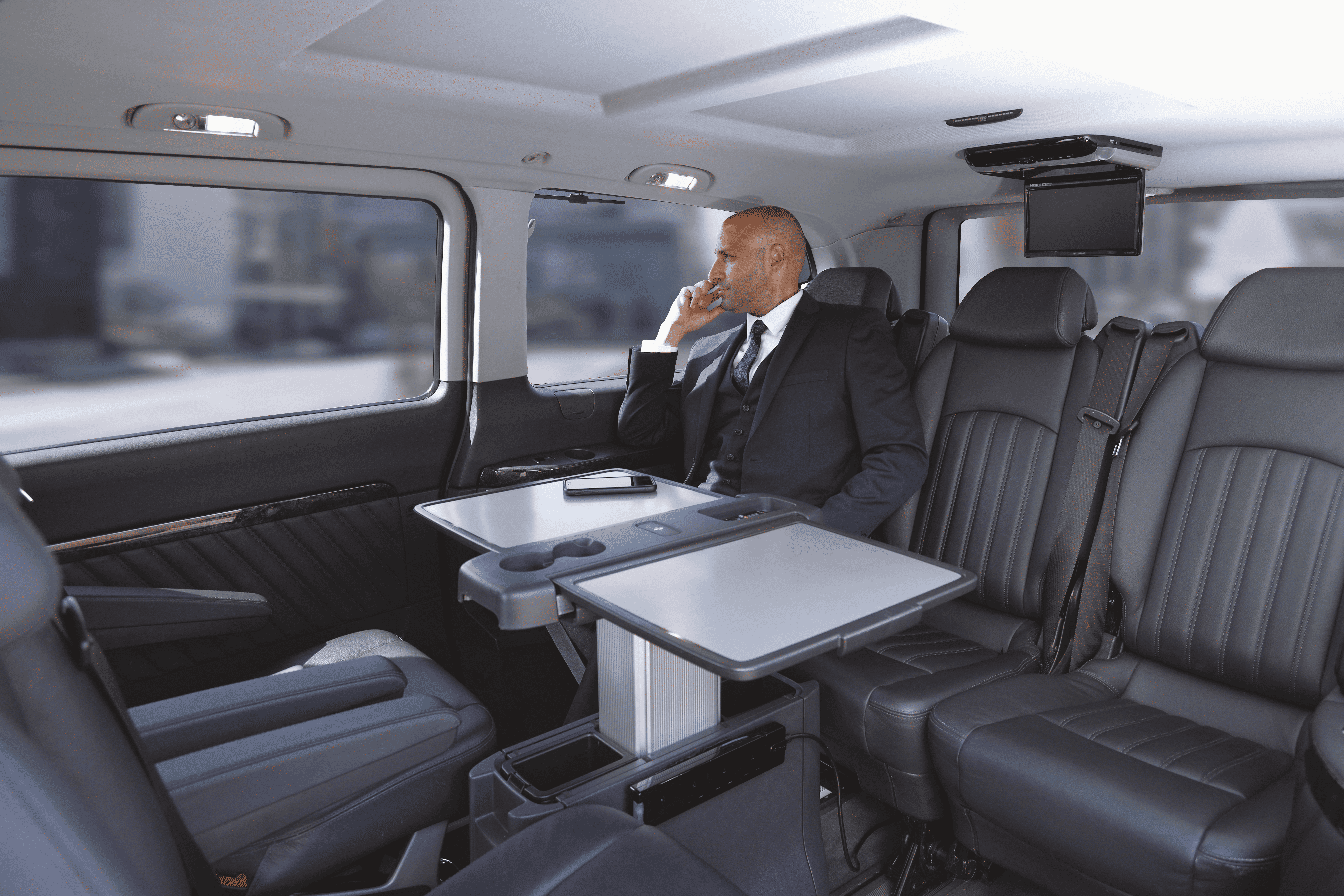 Private transfer service 1 from Gatwick - Comfortable and reliable